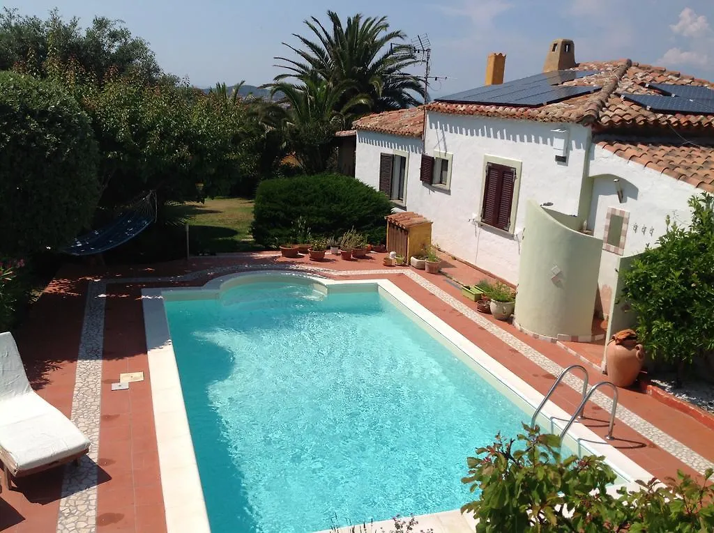 Bed & Breakfast Villa Kuky Santa Teresa di Gallura Italia